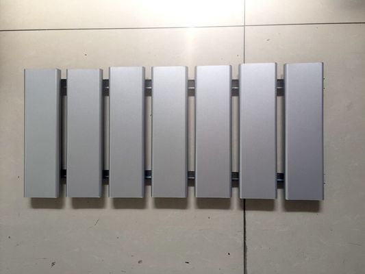 Aluminum / Galvanized 84R Suspended Linear Metal Ceiling for Interior Decoration