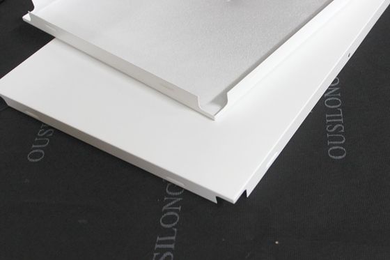 Suspended White Clip In Ceiling False Ceiling Tiles 300x600mm For Hospital Ceiling Decoration