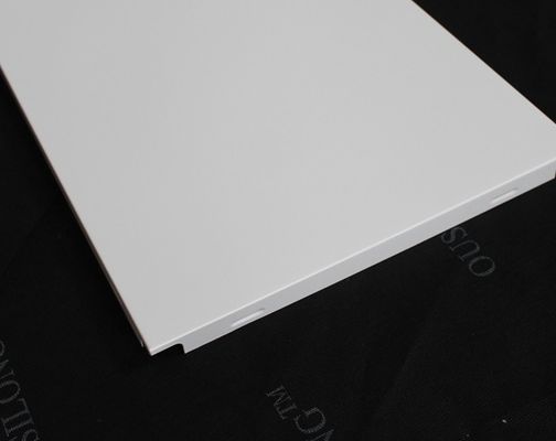 Suspended White Clip In Ceiling False Ceiling Tiles 300x600mm For Hospital Ceiling Decoration