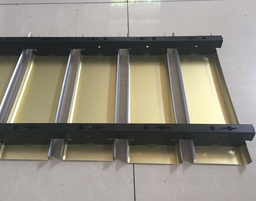 Aluminum / Galvanized 84R Suspended Linear Metal Ceiling for Interior Decoration
