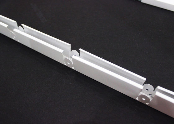 Interior Ornament Triangle aluminum Metal Grid Ceiling suspended GB / T28001-2011