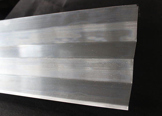 Custom Color Strip Commercial Ceiling Tiles / Waved shaped Blade Ceiling