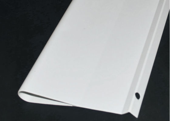 indoor Commercial Drop Ceiling Tiles / Water Drip strip Linear Metal Ceiling