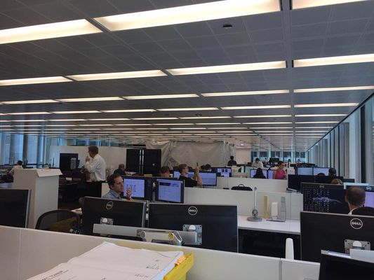 1'×1' White Color Perforation Φ2.3 Clip In Ceiling For Office Building