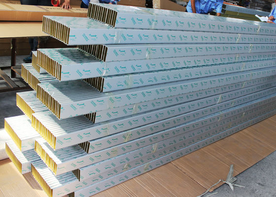 Super Durable PVDF Coated U84R Aluminum Sun Shade System with Sunlight Obstruction