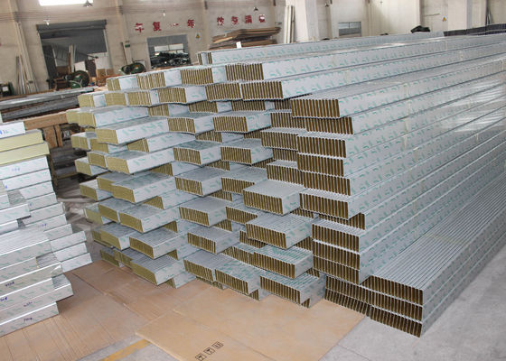 Super Durable PVDF Coated U84R Aluminum Sun Shade System with Sunlight Obstruction