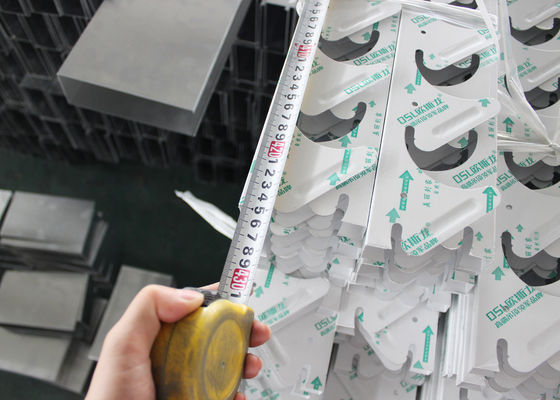 Vertical R shaped Carrier for Aluminum Sun Shade System , U84 Sun Blocking Panel