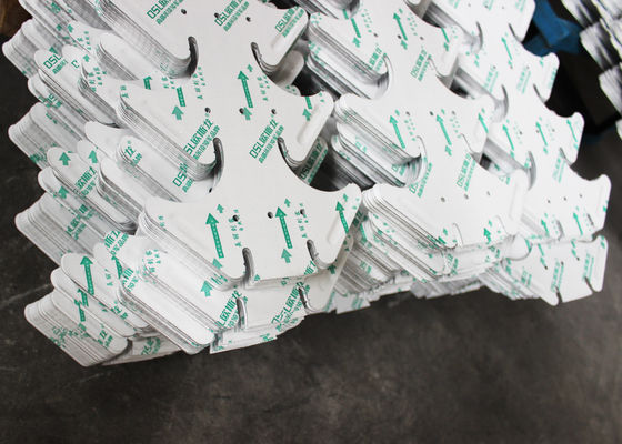 Silver Grey PVDF Painting U84R Aluminum Sun Shade System , Sun Blocking Metal Louver