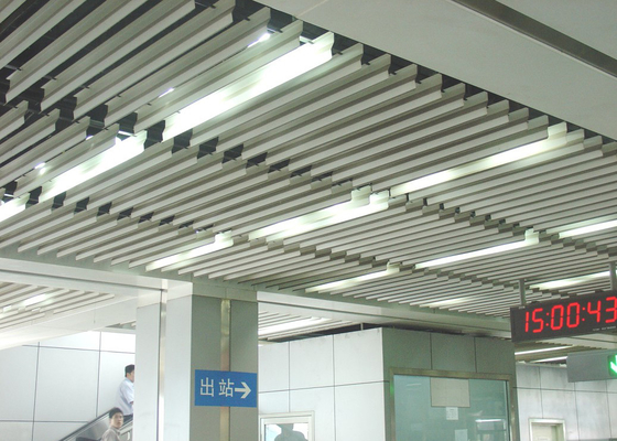Fashion Plug-in Blade Aluminium Baffle Ceiling J Shaped For Metro