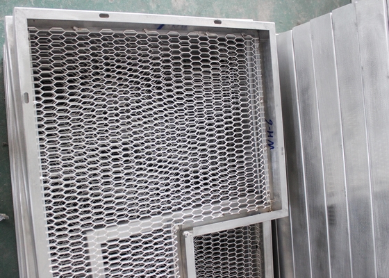Metal Mesh Commercial Ceiling Tiles for building decoration , Aluminum Grid Plate